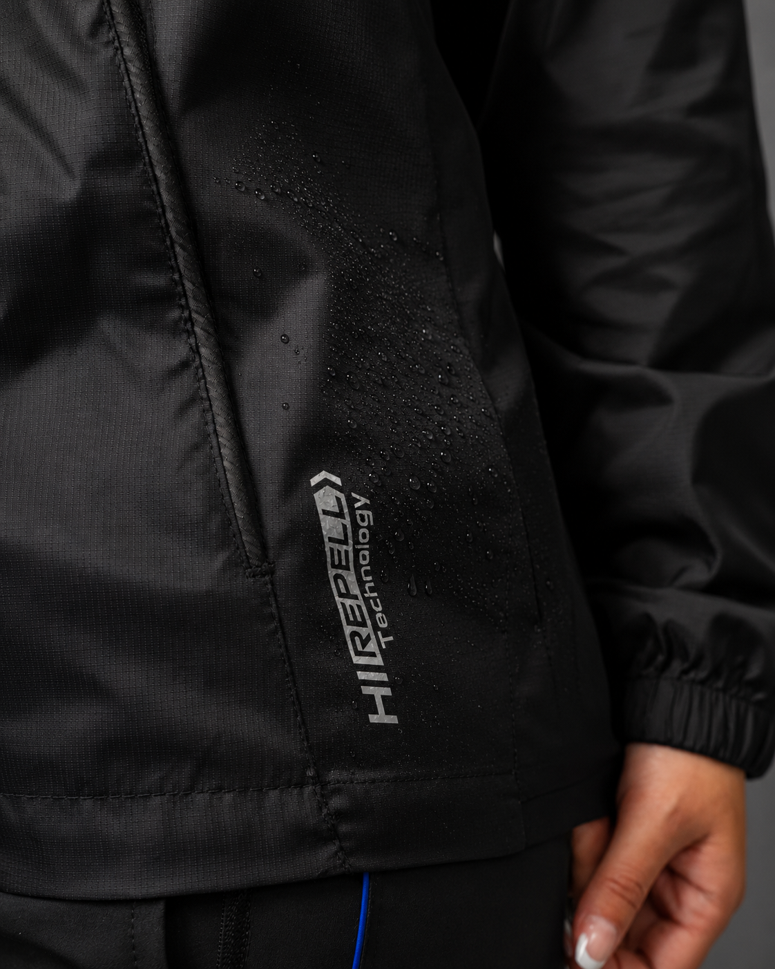 CHAQUETA ROMPEVIENTOS INVERNESS DAMA