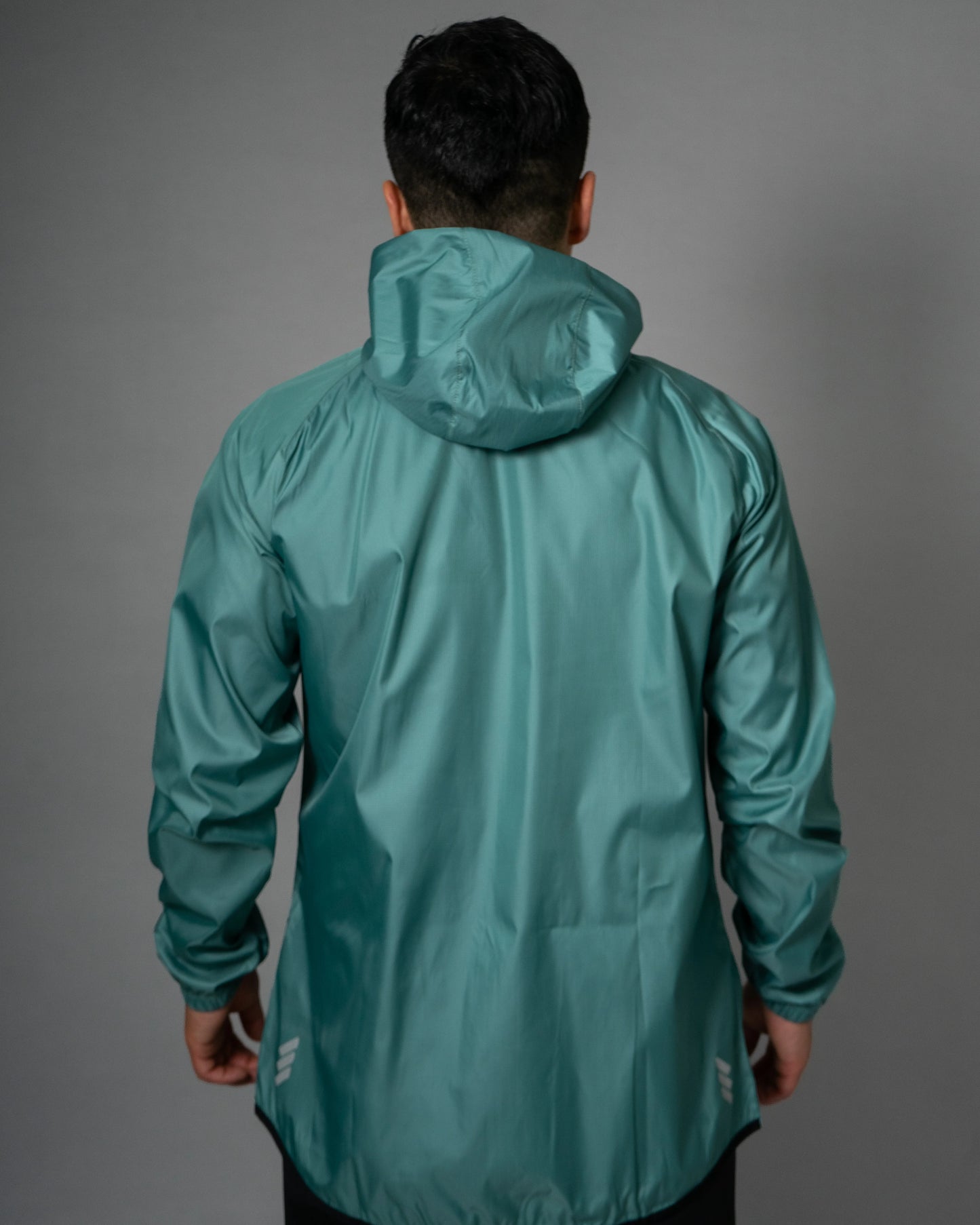 CHAQUETA ROMPEVIENTOS INVERNESS HOMBRE